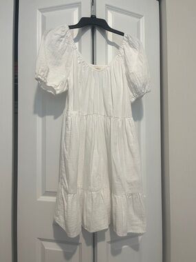 White Puff Sleeve Tiered Cotton Dress